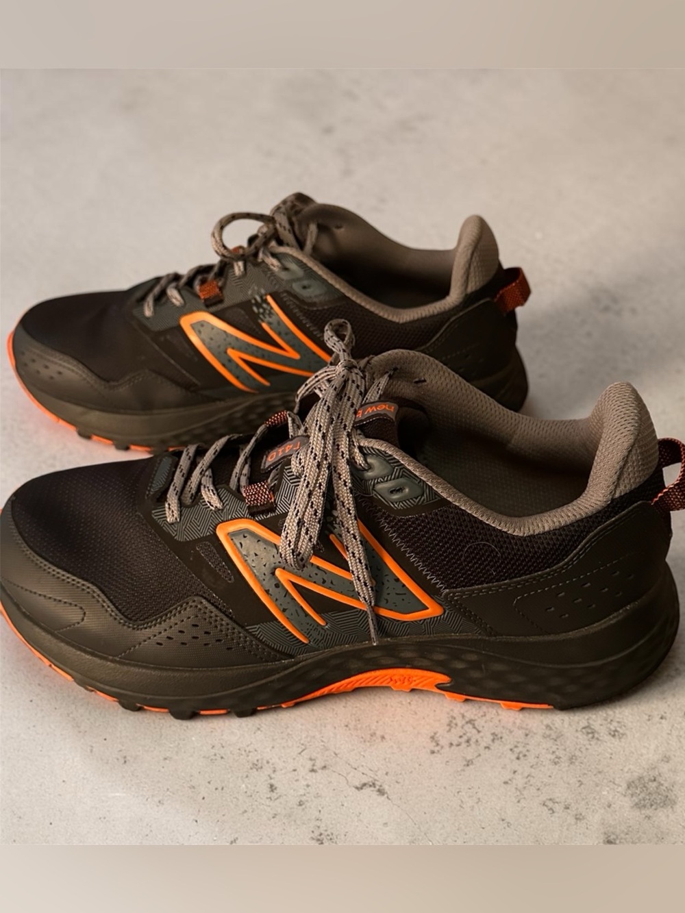New Balance T410 Trail Running Shoes. Size 11.5